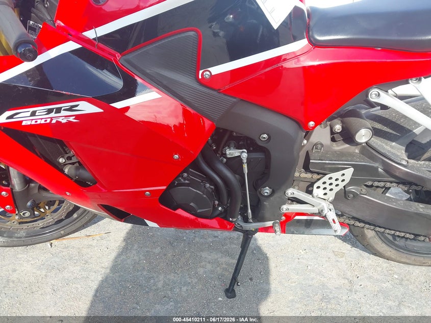 2017 Honda Cbr600 Rr VIN: JH2PC40H3HK300044 Lot: 45410211
