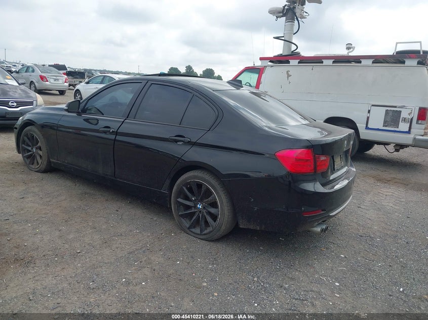 Vin: wba3a5g54cnp17191, lot: 45908243, bmw 328i 20123