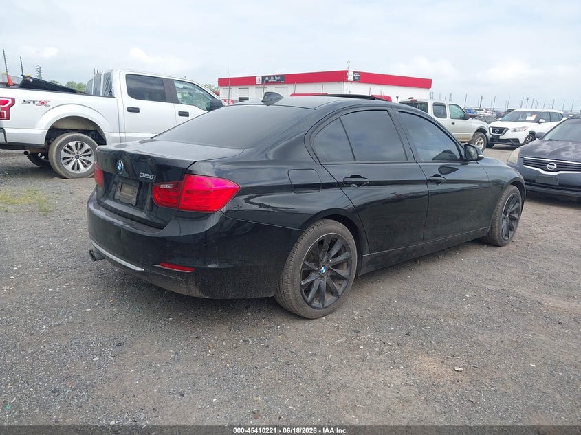 Vin: wba3a5g54cnp17191, lot: 45908243, bmw 328i 20124