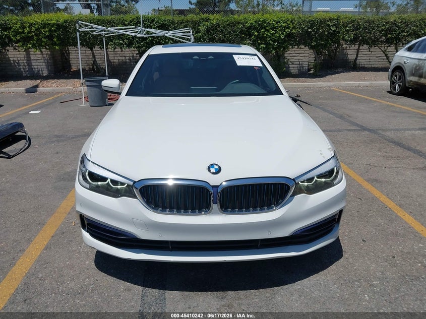 VIN: WBAJA9C58KB399158 2019 BMW 530E IPERFORMANCE
