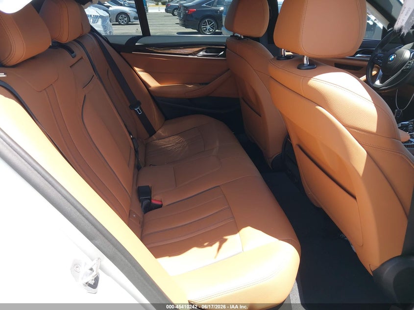VIN: WBAJA9C58KB399158 2019 BMW 530E IPERFORMANCE