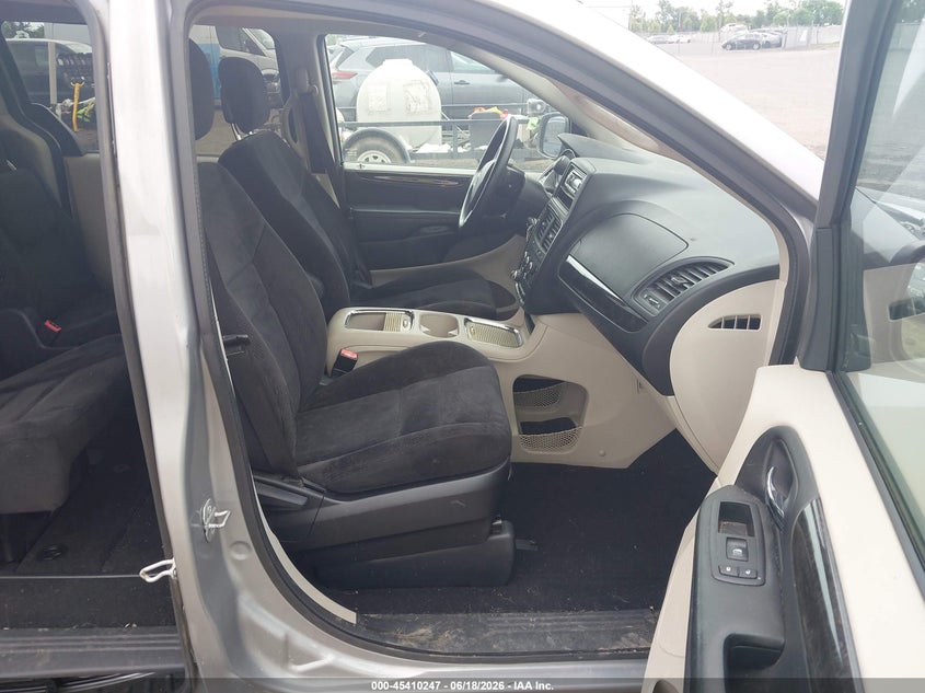 2014 DODGE GRAND CARAVAN auction photo 5