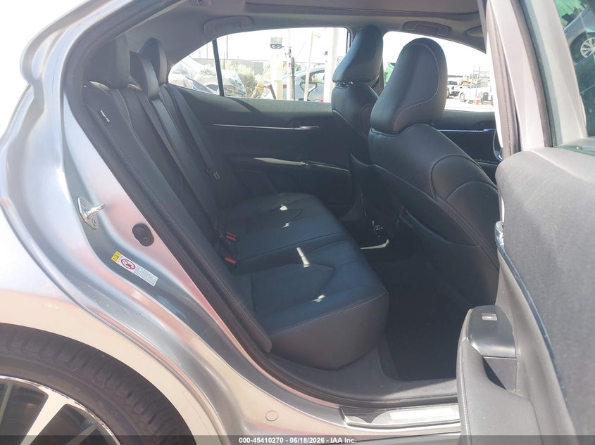 2019 TOYOTA CAMRY auction photo 8