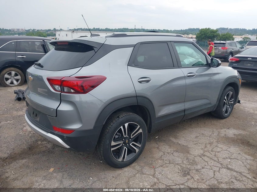 2024 CHEVROLET TRAILBLAZER auction photo 4