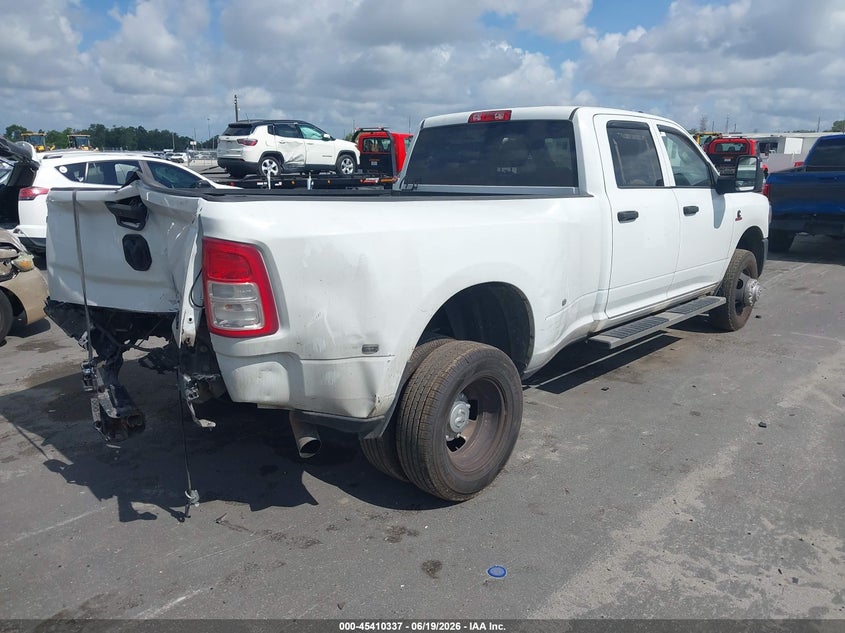 2024 RAM 3500 auction photo 4