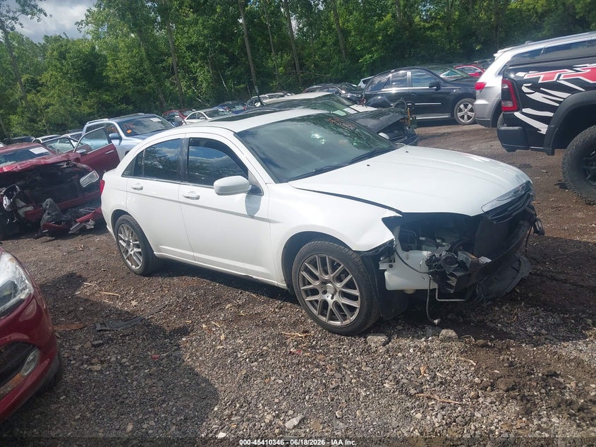 Vin: 1c3ccbbb6dn543087, lot: 45908368, chrysler 200 touring 2013 img_1