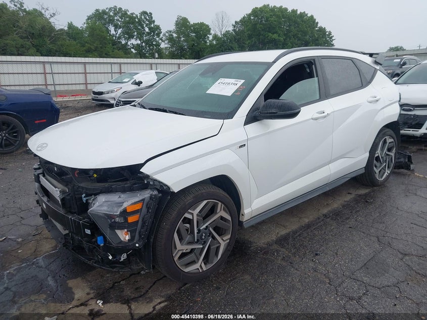 2025 HYUNDAI KONA auction photo 2