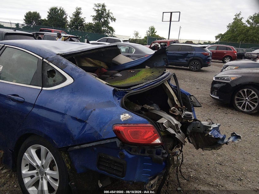 2016 CHRYSLER 200 auction photo 5