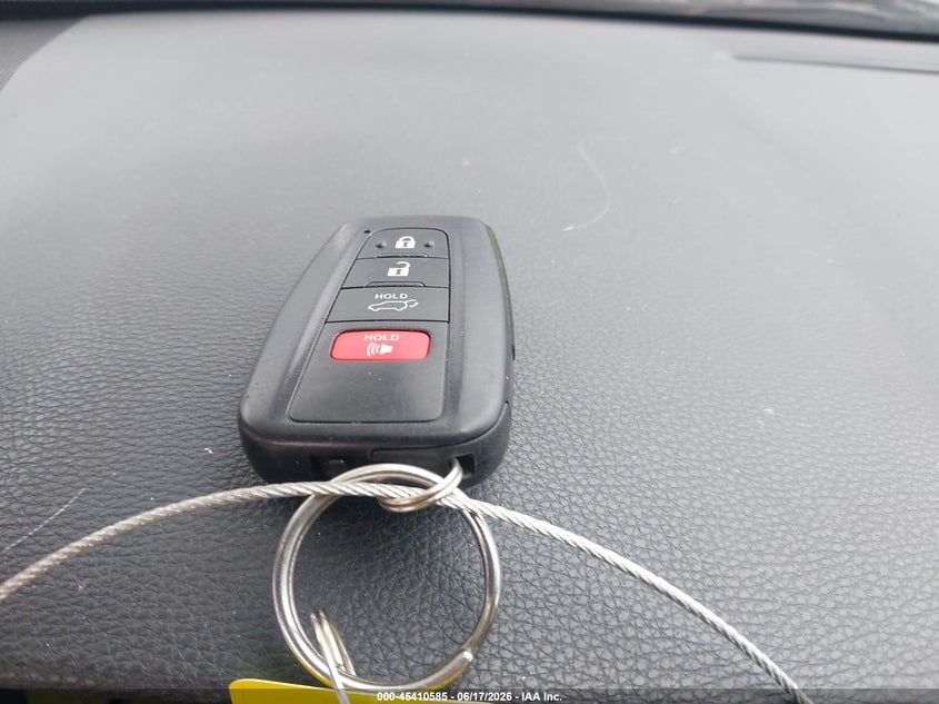 VIN 2T3C1RFV3LC034677 2020 TOYOTA RAV4 XLE PREMIUM