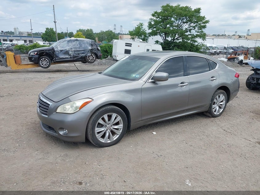 Vin: jn1ay1ar2bm570161, lot: 45908641, infiniti m56x 20112