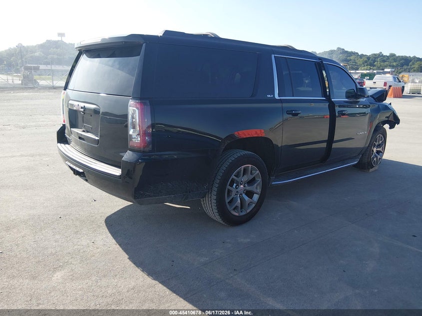 GMC YUKON XL 1500 - zdjęcie 4