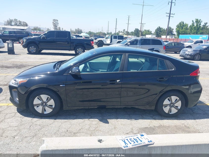 2020 Hyundai Ioniq Hybrid Blue VIN: KMHC65LC6LU218709 Lot: 45410722