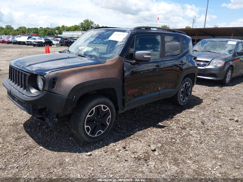 2017 JEEP RENEGADE auction photo 2