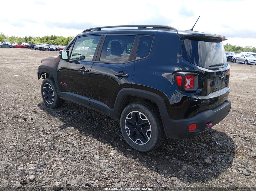 2017 JEEP RENEGADE auction photo 3