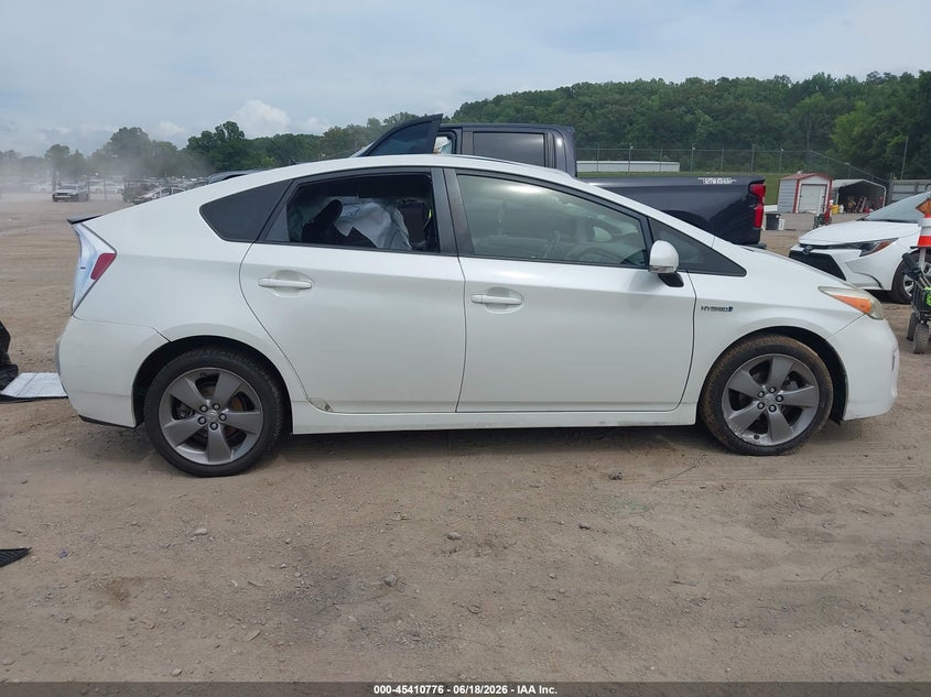 2015 Toyota Prius Persona Series Special Edition VIN: JTDKN3DU1F0422652 Lot: 45410776