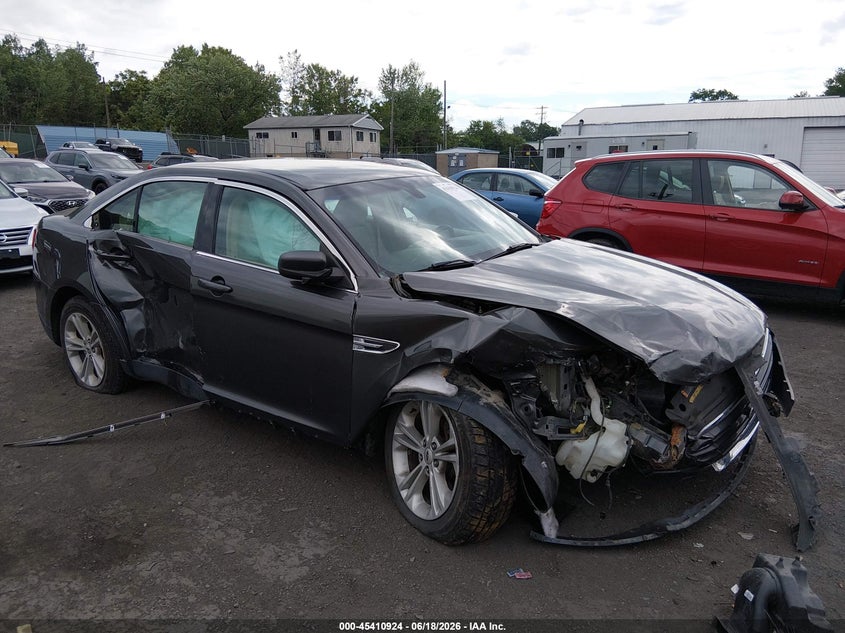 Vin: 1fahp2d89gg117027, lot: 45908946, ford taurus se 2016 img_1