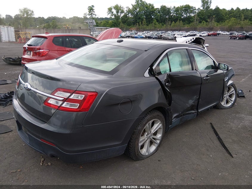 Vin: 1fahp2d89gg117027, lot: 45908946, ford taurus se 20164