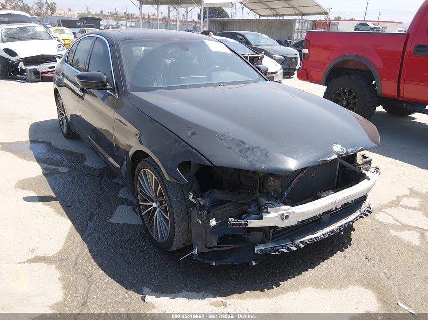 Vin: wbaja9c57jb252232, lot: 45908986, bmw 530e iperformance 2018 img_1