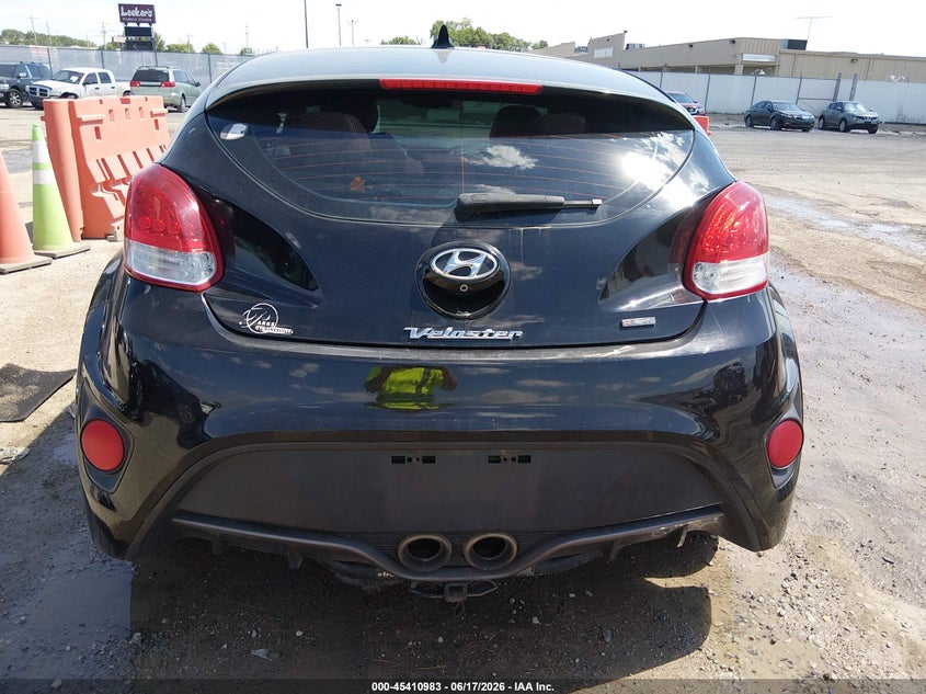 2016 Hyundai Veloster Turbo R-Spec VIN: KMHTC6AE9GU252717 Lot: 45410983