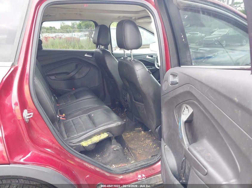 2016 FORD ESCAPE auction photo 8