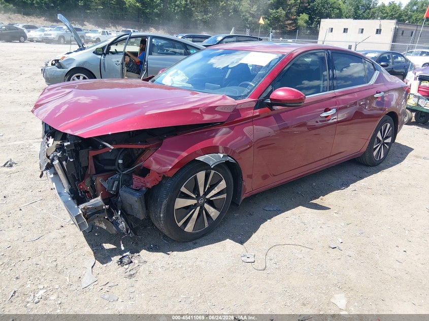2020 NISSAN ALTIMA auction photo 2