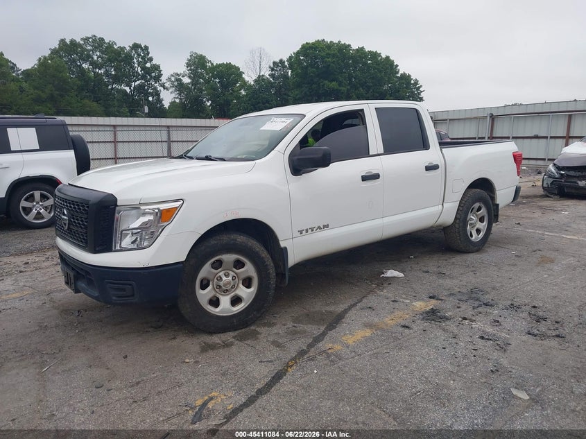 2018 NISSAN TITAN auction photo 2