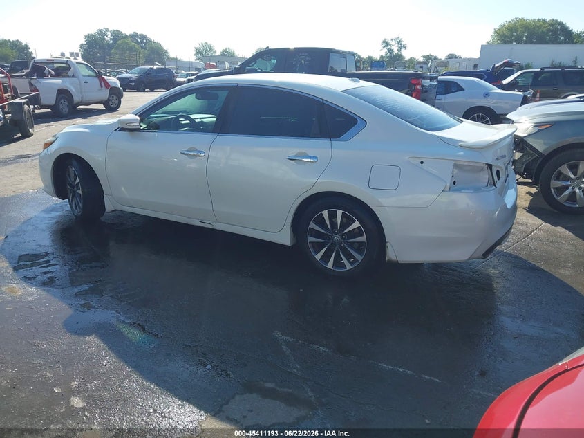 AtlanticExpress - Nissan Altima