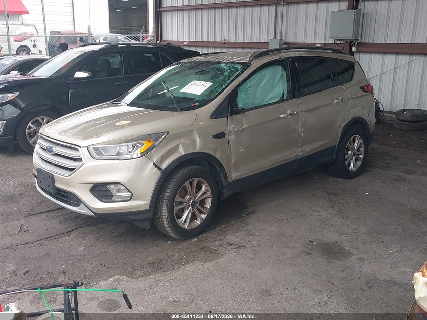 Vin: 1fmcu0hd5jub20665, lot: 45909256, ford escape sel 20182