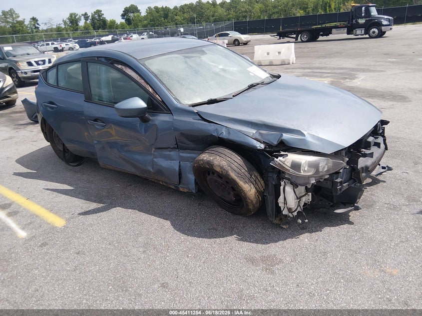 2016 MAZDA MAZDA3 auction photo 1