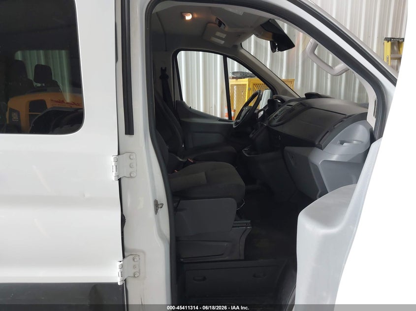 2019 FORD TRANSIT-150 — zdjęcie 5