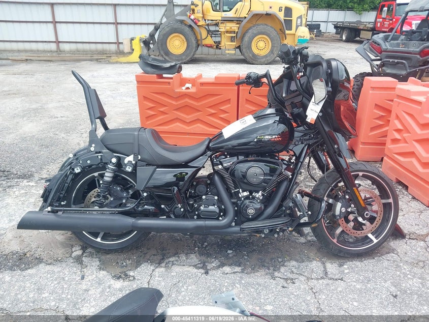 2024 Harley-Davidson Flhx VIN: 1HD1KB710RB616841 Lot: 45411319