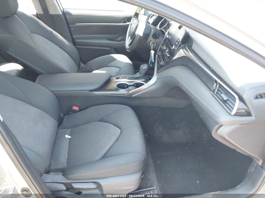 2021 TOYOTA CAMRY auction photo 5