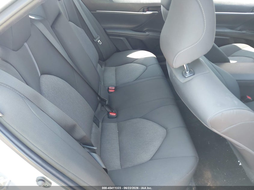 2021 TOYOTA CAMRY auction photo 8