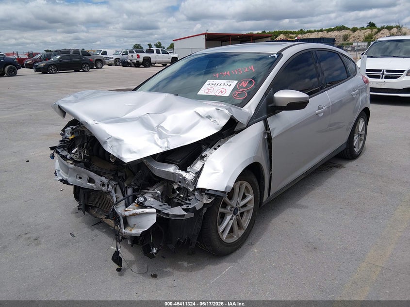 2016 FORD FOCUS auction photo 2