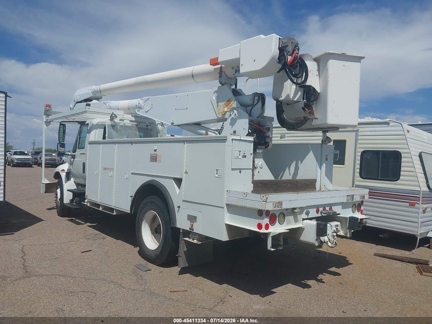 2006 INTERNATIONAL 4000 auction photo 3