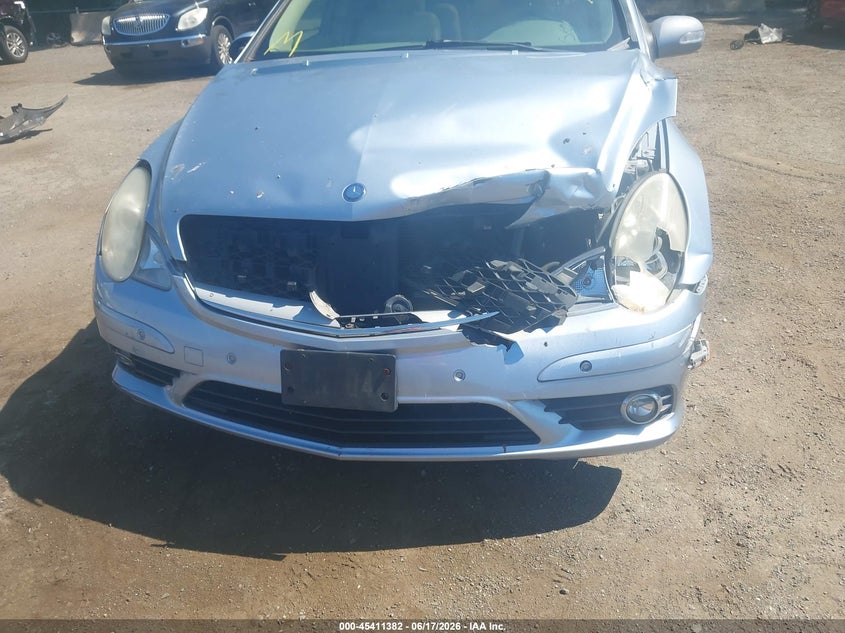 2008 Mercedes-Benz R-Class 3.5L VIN: 4JGCB65E38A071242 Lot: 45411382