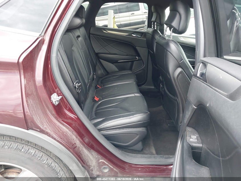 2016 Lincoln Mkc Premier VIN: 5LMCJ1C98GUJ12518 Lot: 45411393
