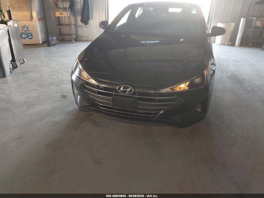 AtlanticExpress - Hyundai Elantra