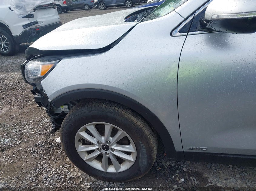 2019 KIA SORENTO auction photo 6