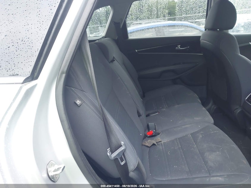 2019 KIA SORENTO auction photo 8