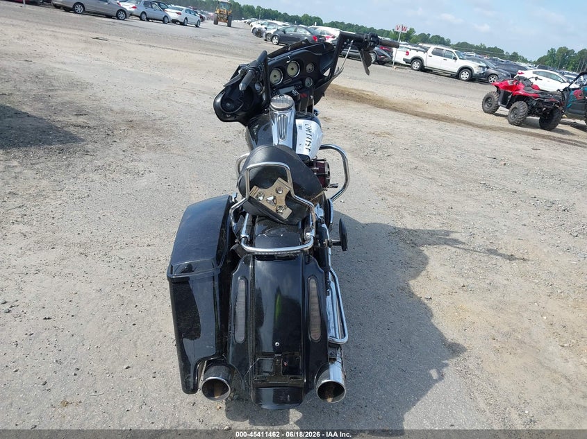 2008 Harley-Davidson Flhx VIN: 1HD1KB41X8Y626860 Lot: 45411462