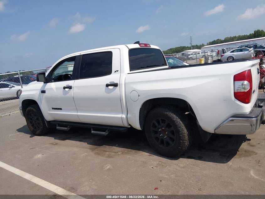 TOYOTA TUNDRA - zdjęcie 14