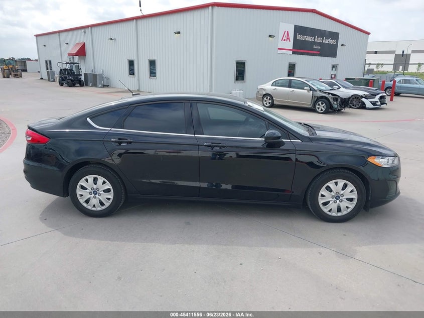 AtlanticExpress - Ford Fusion