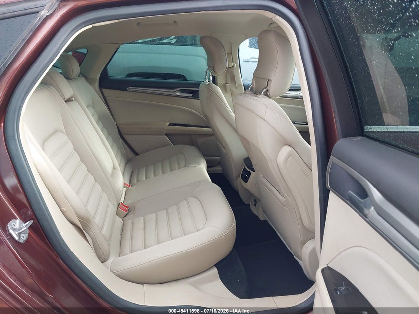 2015 FORD FUSION auction photo 8