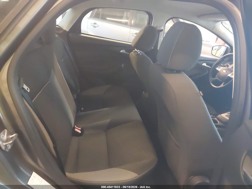 2014 FORD FOCUS auction photo 8