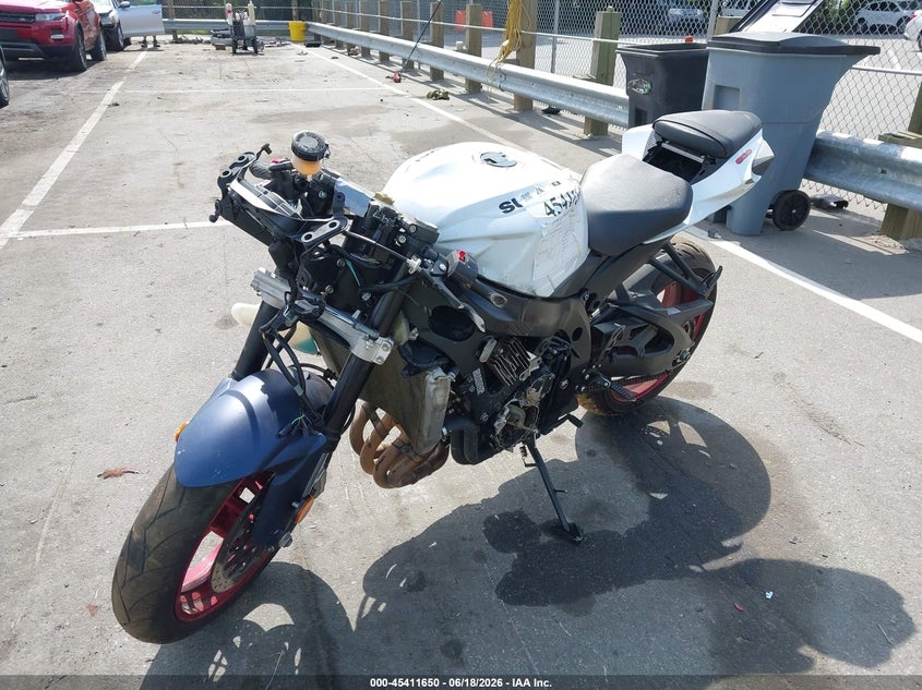 2024 SUZUKI GSX-R600 auction photo 2