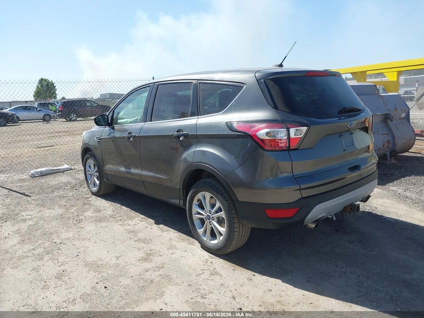 2017 FORD ESCAPE auction photo 3