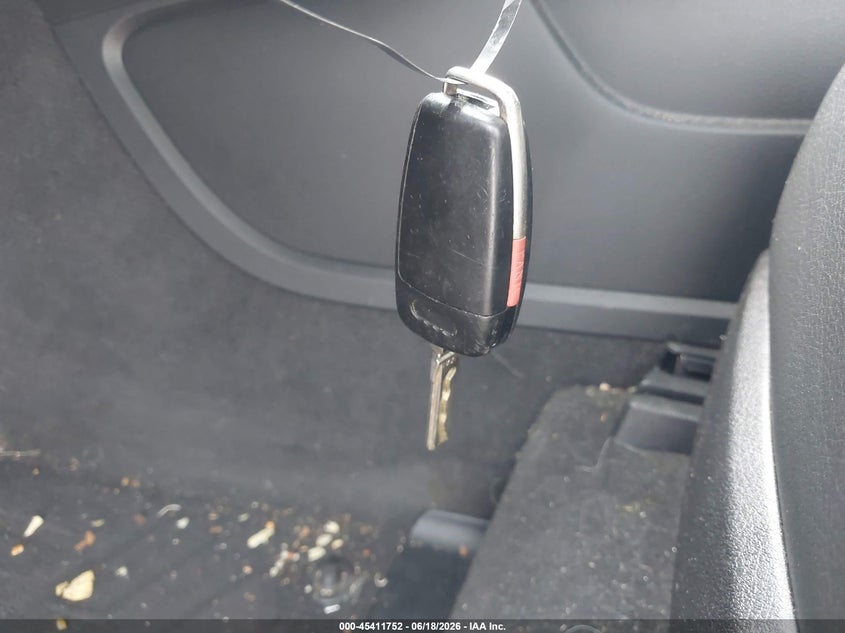 AUDI Q7 2014 VIN WA1LGAFE0ED006781