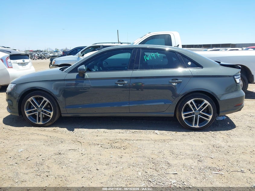 2020 Audi A3 Premium 40 Tfsi Front-Wheel Drive S Tronic VIN: WAUAUGFF7LA101903 Lot: 45411830
