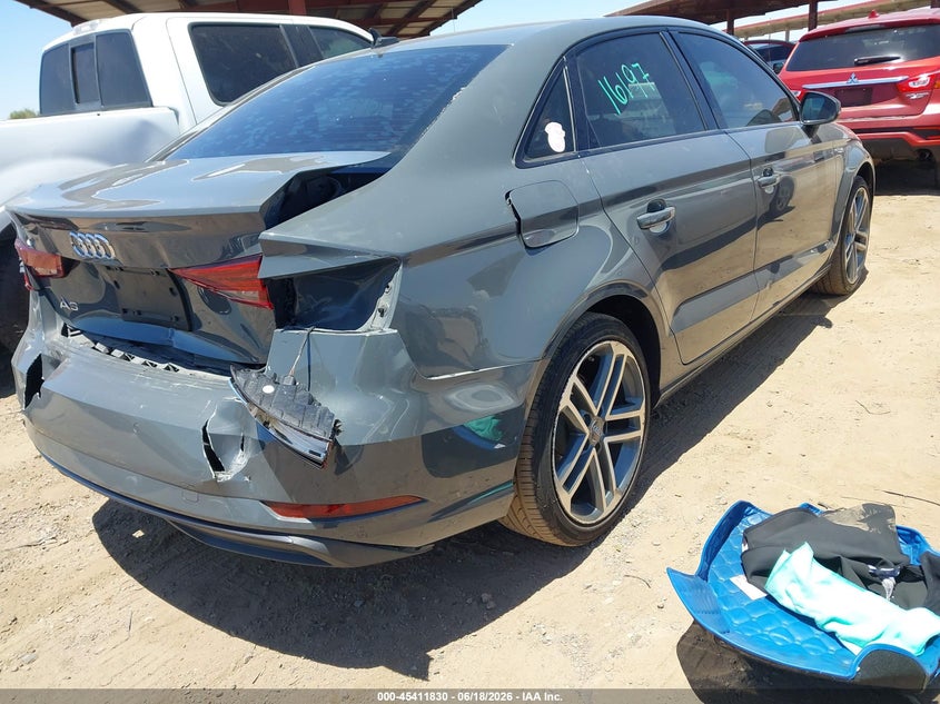 Vin: wauaugff7la101903, lot: 45909852, audi a3 premium 40 tfsi front-wheel drive s tronic 20204